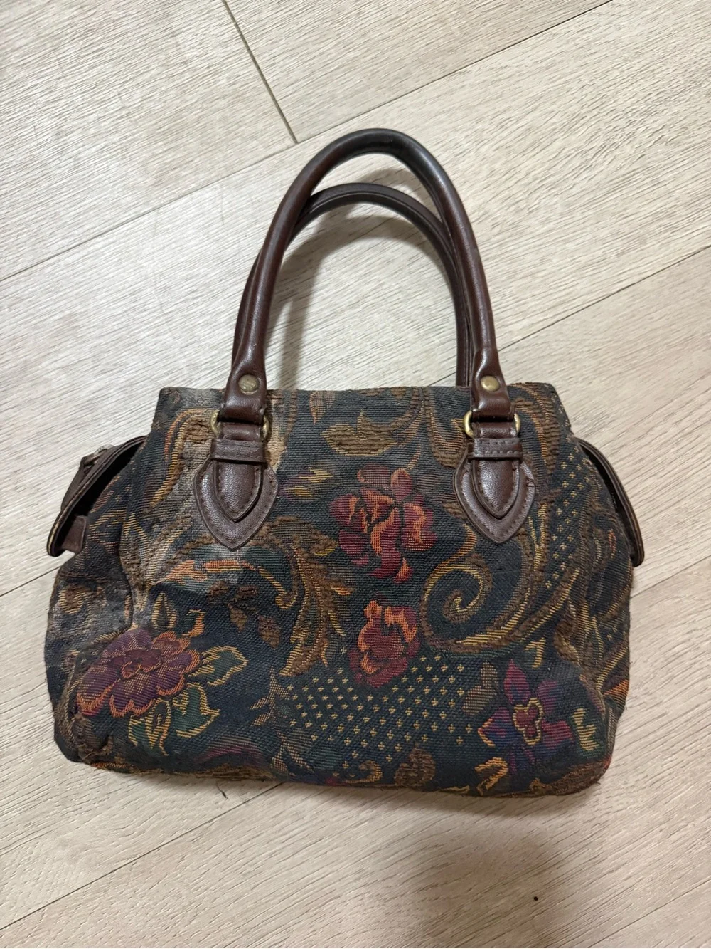 Liz claiborne purse